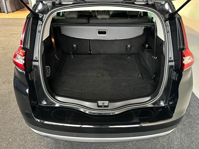 RENAULT SCENIC 1.3 TCE LIMITED l 7PRS l NAP l AUTOMAAT l PANORAMA l CAMERA l NAVI l , SK Autos, Emmen