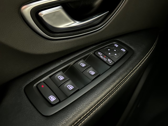 RENAULT SCENIC 1.3 TCE LIMITED l 7PRS l NAP l AUTOMAAT l PANORAMA l CAMERA l NAVI l , SK Autos, Emmen