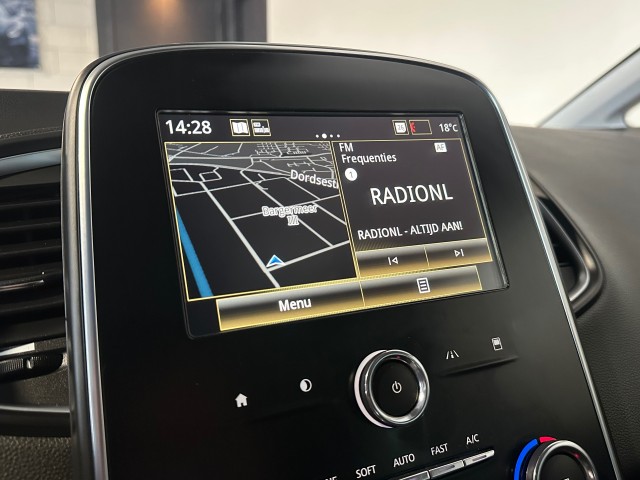 RENAULT SCENIC 1.3 TCE LIMITED l 7PRS l NAP l AUTOMAAT l PANORAMA l CAMERA l NAVI l , SK Autos, Emmen