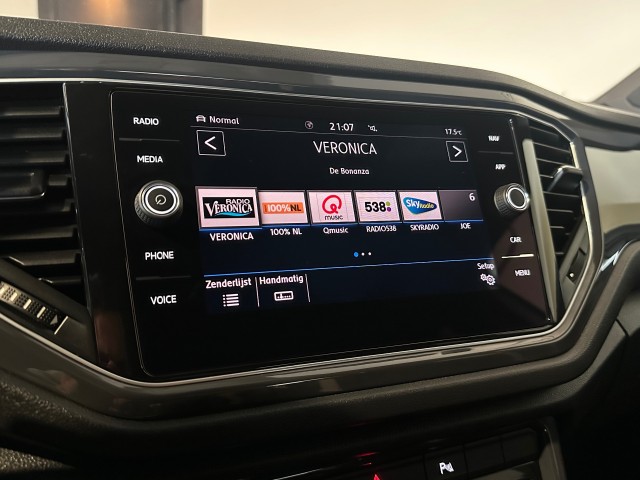 VOLKSWAGEN T-ROC 2.0 TSI 4MOTION SP. l DIGITAAL DASH l ELEK ACHTERKL l CAMERA l STOELVERW l , SK Autos, Emmen