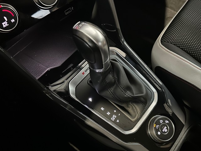 VOLKSWAGEN T-ROC 2.0 TSI 4MOTION SP. l DIGITAAL DASH l ELEK ACHTERKL l CAMERA l STOELVERW l , SK Autos, Emmen