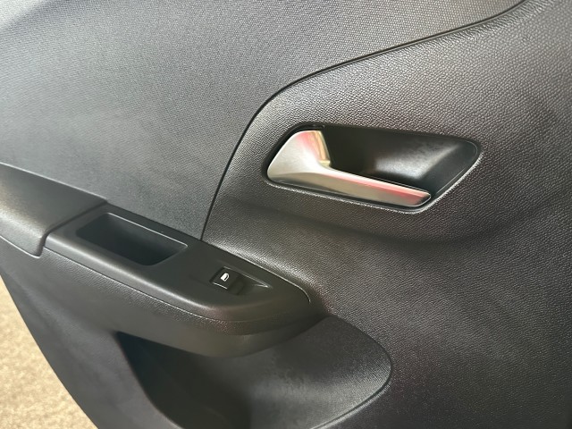 OPEL CORSA 1.2 LEVEL 4 l NAP l AUTOMAAT l CRUISE l STOELVERW l CLIMA l AFN TREKHA l CAM l , SK Autos, Emmen