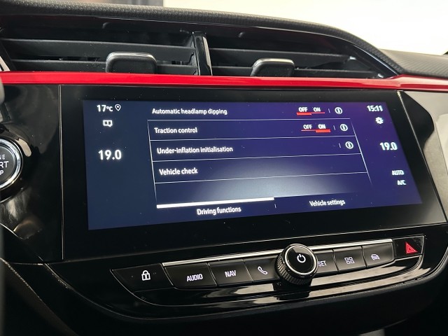 OPEL CORSA 1.2 LEVEL 4 l NAP l AUTOMAAT l CRUISE l STOELVERW l CLIMA l AFN TREKHA l CAM l , SK Autos, Emmen