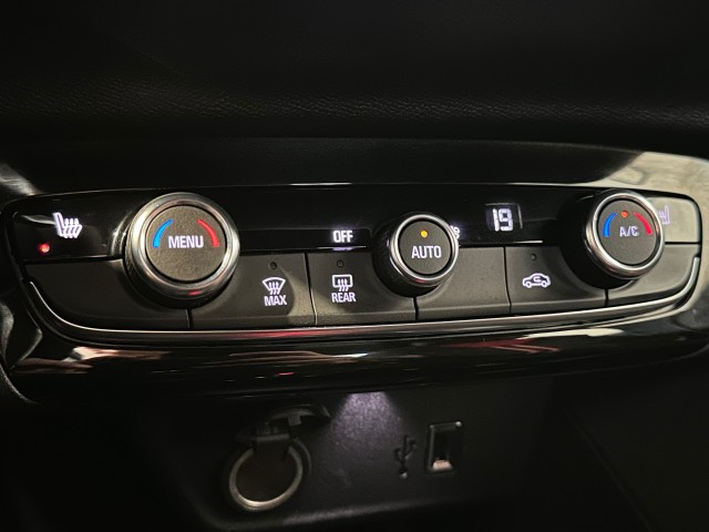 OPEL CORSA 1.2 LEVEL 4 l NAP l AUTOMAAT l CRUISE l STOELVERW l CLIMA l AFN TREKHA l CAM l , SK Autos, Emmen