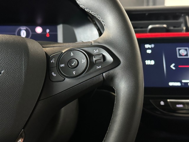 OPEL CORSA 1.2 LEVEL 4 l NAP l AUTOMAAT l CRUISE l STOELVERW l CLIMA l AFN TREKHA l CAM l , SK Autos, Emmen