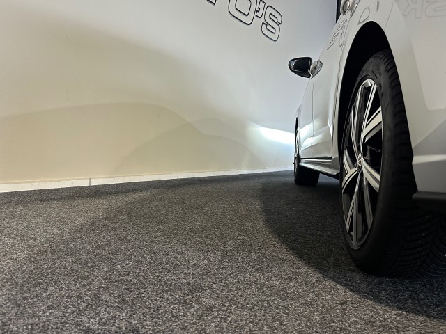 VOLKSWAGEN POLO 1.0 TSI R-LINE BNS l NAP l IQ LIGHT l STOELVERW l ACC l LMV l CARPLAY l , SK Autos, Emmen