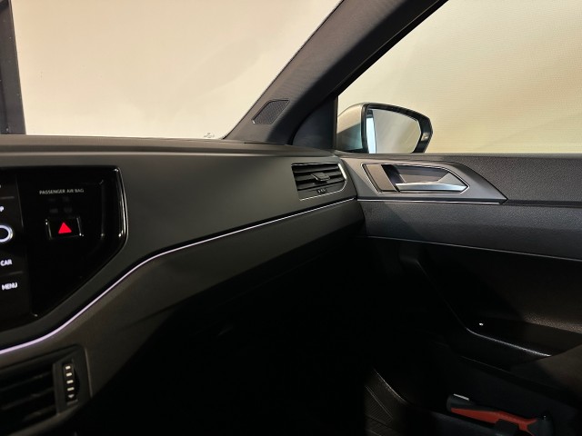 VOLKSWAGEN POLO 1.0 TSI R-LINE BNS l NAP l IQ LIGHT l STOELVERW l ACC l LMV l CARPLAY l , SK Autos, Emmen