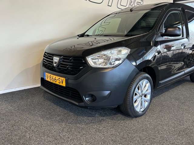 DACIA DOKKER 1.5 DCI 75 ESSENTIAL l NEW DISTRI l SCHUIFDEUR l NAVI l PDC l TREKHAAK l , SK Autos, Emmen