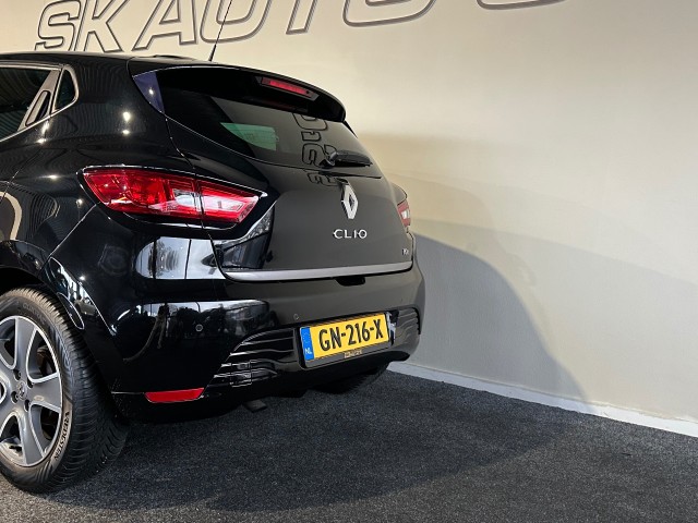 RENAULT CLIO 0.9 TCE NIGHT&DAY l NAP l STARTSTOP l NAVI l PDC l BLUETOOTH l , SK Autos, Emmen