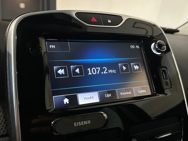 RENAULT CLIO 0.9 TCE NIGHT&DAY l NAP l STARTSTOP l NAVI l PDC l BLUETOOTH l , SK Autos, Emmen