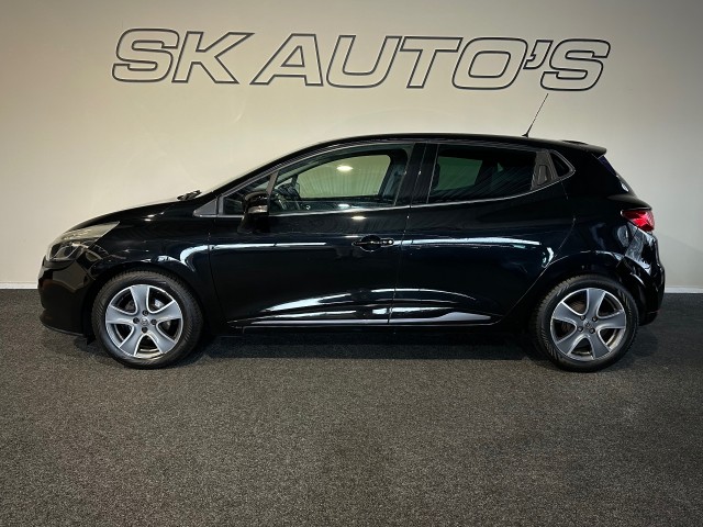RENAULT CLIO 0.9 TCE NIGHT&DAY l NAP l STARTSTOP l NAVI l PDC l BLUETOOTH l , SK Autos, Emmen