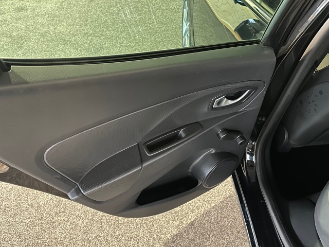 RENAULT CLIO 0.9 TCE NIGHT&DAY l NAP l STARTSTOP l NAVI l PDC l BLUETOOTH l , SK Autos, Emmen