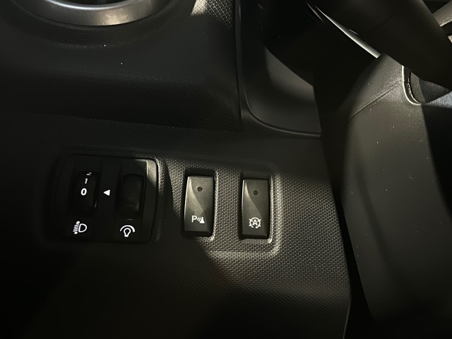 RENAULT CLIO 0.9 TCE NIGHT&DAY l NAP l STARTSTOP l NAVI l PDC l BLUETOOTH l , SK Autos, Emmen