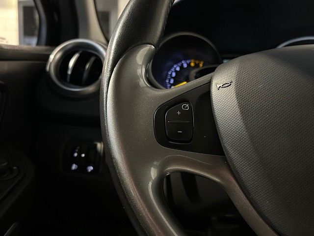 RENAULT CLIO 0.9 TCE NIGHT&DAY l NAP l STARTSTOP l NAVI l PDC l BLUETOOTH l , SK Autos, Emmen