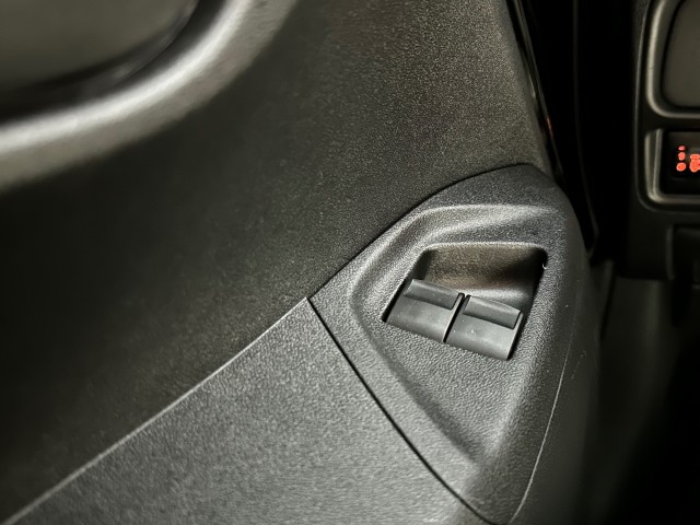 PEUGEOT 108 1.0 E-VTI ACTIVE l NAP l 5DRS l AIRCO l BLUETOOTH l , SK Autos, Emmen