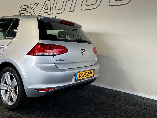 VOLKSWAGEN GOLF 1.2 TSI TREND ED. l 5DRS l NAVI l STOELVERW l LMV l BLUETOOTH l , SK Autos, Emmen