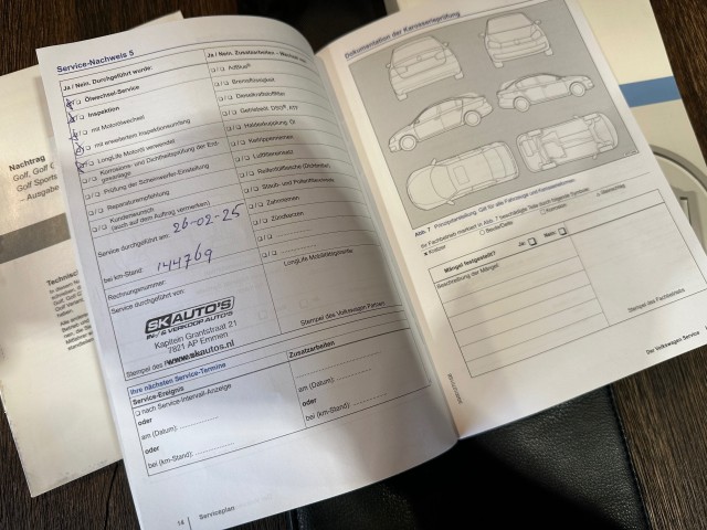 VOLKSWAGEN GOLF 1.2 TSI TREND ED. l 5DRS l NAVI l STOELVERW l LMV l BLUETOOTH l , SK Autos, Emmen