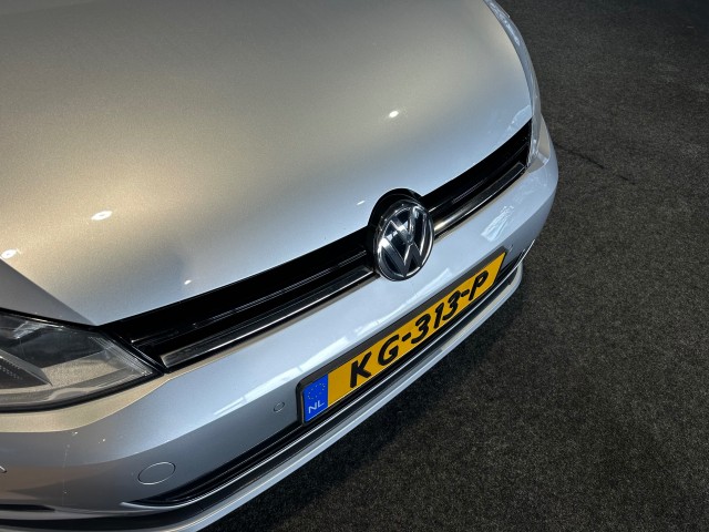 VOLKSWAGEN GOLF 1.2 TSI TREND ED. l 5DRS l NAVI l STOELVERW l LMV l BLUETOOTH l , SK Autos, Emmen