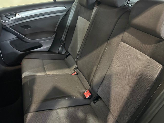 VOLKSWAGEN GOLF 1.2 TSI TREND ED. l 5DRS l NAVI l STOELVERW l LMV l BLUETOOTH l , SK Autos, Emmen