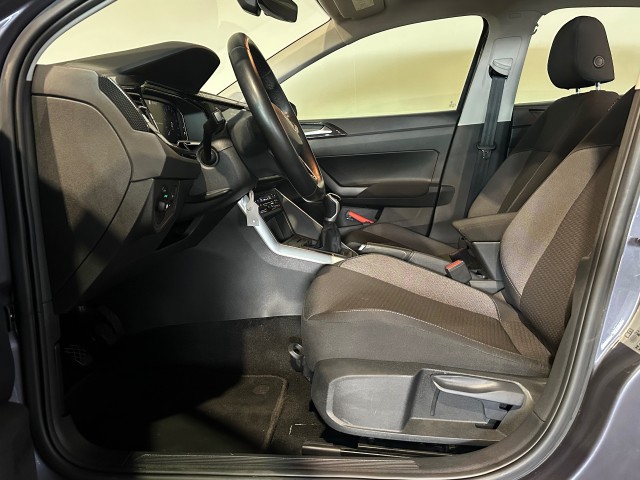 VOLKSWAGEN POLO 1.0 TSI LIFE BNS l NAP l STOELVERW l CAMERA l CLIMA l CARPLAY l, SK Autos, Emmen