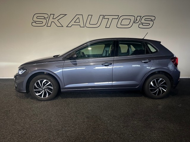 VOLKSWAGEN POLO 1.0 TSI LIFE BNS l NAP l STOELVERW l CAMERA l CLIMA l CARPLAY l, SK Autos, Emmen