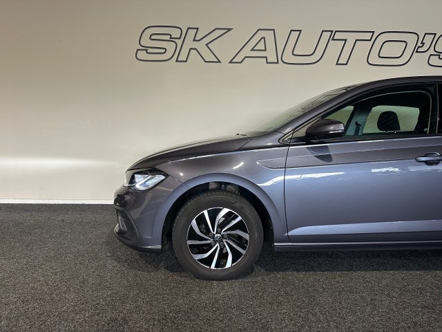 VOLKSWAGEN POLO 1.0 TSI LIFE BNS l NAP l STOELVERW l CAMERA l CLIMA l CARPLAY l, SK Autos, Emmen