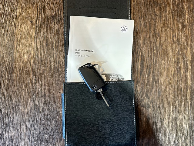 VOLKSWAGEN POLO 1.0 TSI LIFE BNS l NAP l STOELVERW l CAMERA l CLIMA l CARPLAY l, SK Autos, Emmen