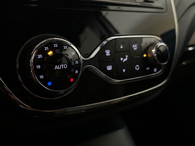 RENAULT CAPTUR 0.9 TCE XMOD l NAP l HALF LEDER l CAMERA l NAVI l LMV l , SK Autos, Emmen