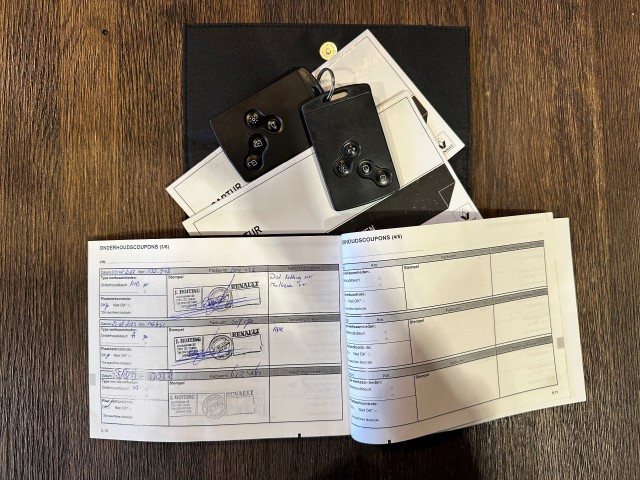 RENAULT CAPTUR 0.9 TCE XMOD l NAP l HALF LEDER l CAMERA l NAVI l LMV l , SK Autos, Emmen