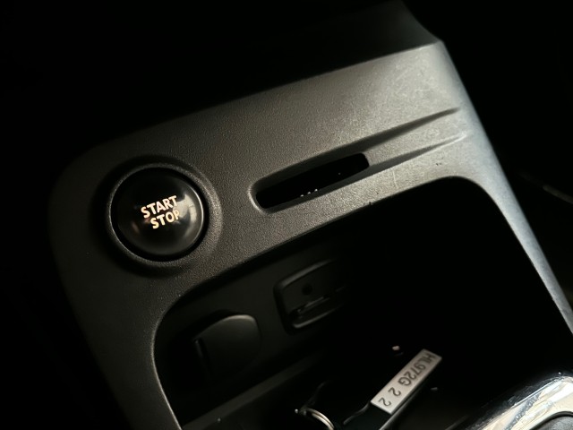 RENAULT CAPTUR 0.9 TCE XMOD l NAP l HALF LEDER l CAMERA l NAVI l LMV l , SK Autos, Emmen