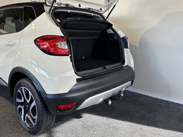 RENAULT CAPTUR 0.9 TCE XMOD l NAP l HALF LEDER l CAMERA l NAVI l LMV l , SK Autos, Emmen