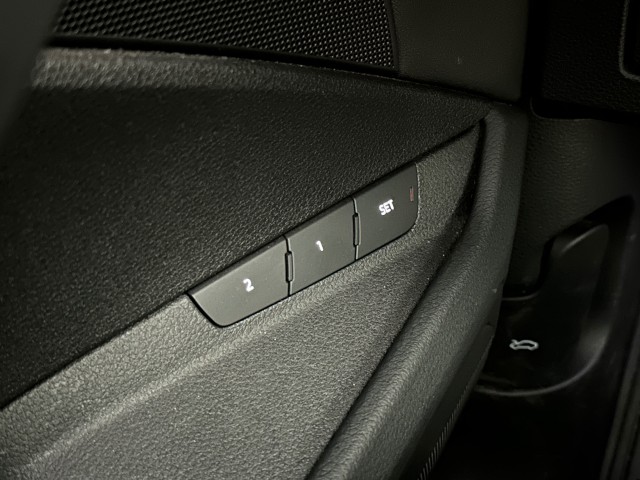 AUDI E-TRON E-TRON 50 Q L ED+ l NAP l PANORAMA l LEER l ELEK ACHTERKLEP l LUCHTVERING l MEMORY l , SK Autos, Emmen