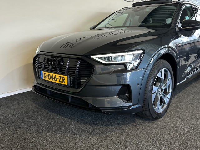 AUDI E-TRON E-TRON 50 Q L ED+ l NAP l PANORAMA l LEER l ELEK ACHTERKLEP l LUCHTVERING l MEMORY l , SK Autos, Emmen