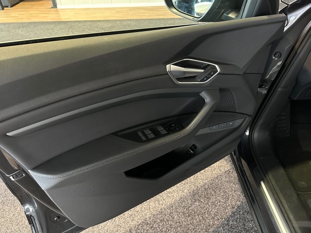 AUDI E-TRON E-TRON 50 Q L ED+ l NAP l PANORAMA l LEER l ELEK ACHTERKLEP l LUCHTVERING l MEMORY l , SK Autos, Emmen