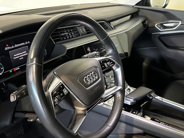AUDI E-TRON E-TRON 50 Q L ED+ l NAP l PANORAMA l LEER l ELEK ACHTERKLEP l LUCHTVERING l MEMORY l , SK Autos, Emmen
