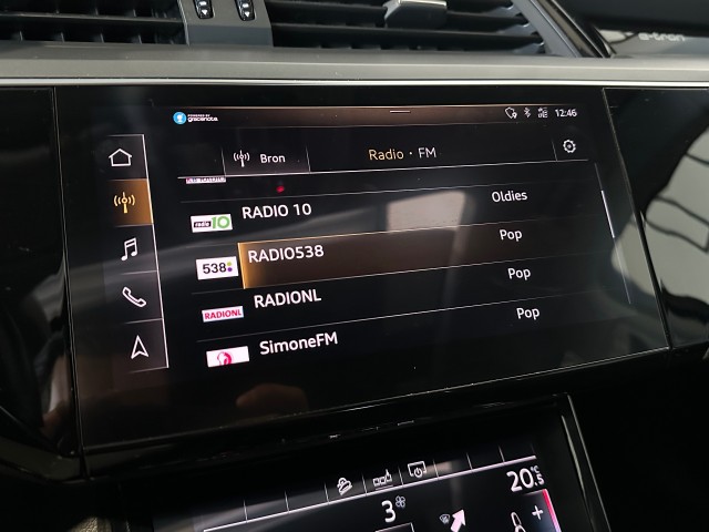 AUDI E-TRON E-TRON 50 Q L ED+ l NAP l PANORAMA l LEER l ELEK ACHTERKLEP l LUCHTVERING l MEMORY l , SK Autos, Emmen