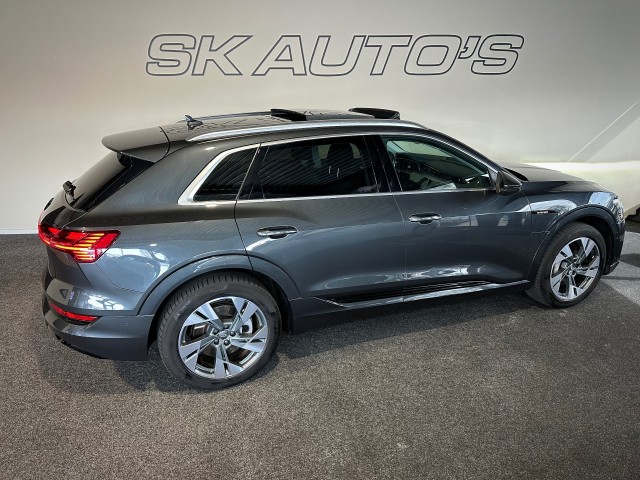 AUDI E-TRON E-TRON 50 Q L ED+ l NAP l PANORAMA l LEER l ELEK ACHTERKLEP l LUCHTVERING l MEMORY l , SK Autos, Emmen