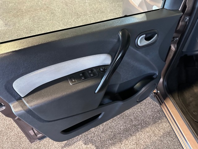 RENAULT KANGOO 1.2 TCE EXPRES. S&S l ORGINEEL NL l NAVI l TREKHAAK l CRUISE l , SK Autos, Emmen