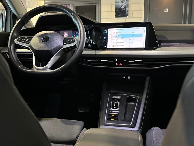 VOLKSWAGEN GOLF 1.0 ETSI LIFE BNS l ORG NL l MEMORY l CAMERA l SFEERVERL l CARPLAY l , SK Autos, Emmen