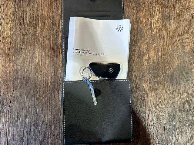 VOLKSWAGEN GOLF 1.0 ETSI LIFE BNS l ORG NL l MEMORY l CAMERA l SFEERVERL l CARPLAY l , SK Autos, Emmen