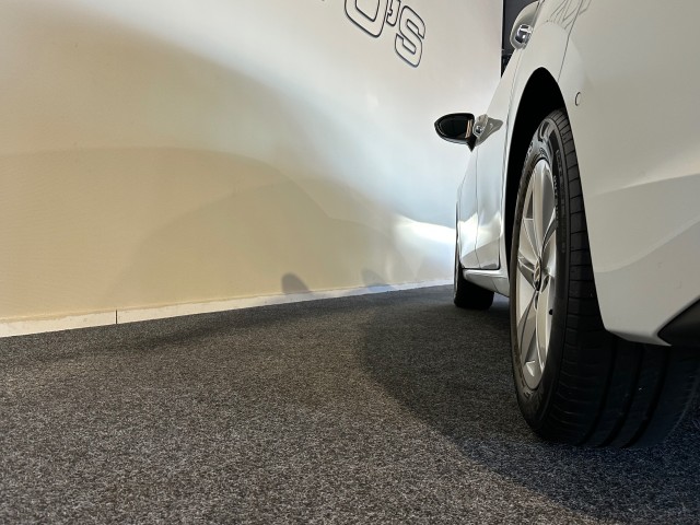 VOLKSWAGEN GOLF 1.0 ETSI LIFE BNS l ORG NL l MEMORY l CAMERA l SFEERVERL l CARPLAY l , SK Autos, Emmen