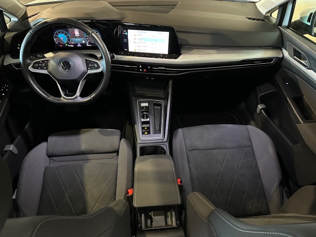 VOLKSWAGEN GOLF 1.0 ETSI LIFE BNS l ORG NL l MEMORY l CAMERA l SFEERVERL l CARPLAY l , SK Autos, Emmen