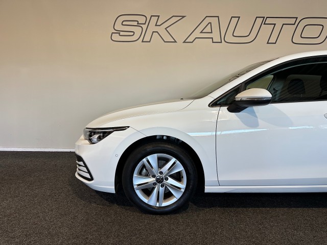 VOLKSWAGEN GOLF 1.0 ETSI LIFE BNS l ORG NL l MEMORY l CAMERA l SFEERVERL l CARPLAY l , SK Autos, Emmen