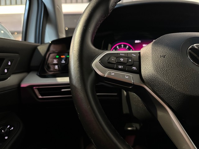 VOLKSWAGEN GOLF 1.0 ETSI LIFE BNS l ORG NL l MEMORY l CAMERA l SFEERVERL l CARPLAY l , SK Autos, Emmen