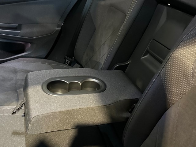 VOLKSWAGEN GOLF 1.0 ETSI LIFE BNS l ORG NL l MEMORY l CAMERA l SFEERVERL l CARPLAY l , SK Autos, Emmen