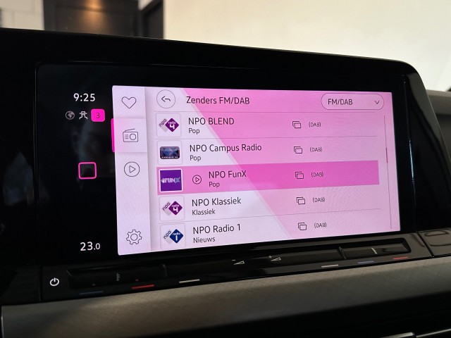 VOLKSWAGEN GOLF 1.0 ETSI LIFE BNS l ORG NL l MEMORY l CAMERA l SFEERVERL l CARPLAY l , SK Autos, Emmen