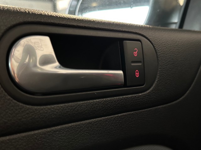 VOLKSWAGEN GOLF PLUS 1.4 TSI COMFORTLINE l STOELVERW l TREKHAAK l PANORAMA l AUTOMAAT l , SK Autos, Emmen