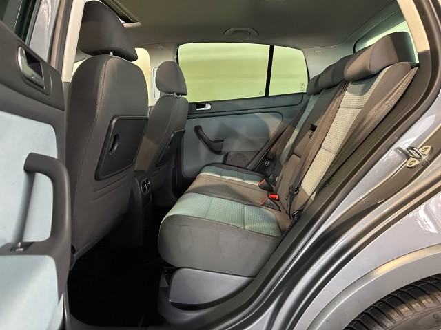 VOLKSWAGEN GOLF PLUS 1.4 TSI COMFORTLINE l STOELVERW l TREKHAAK l PANORAMA l AUTOMAAT l , SK Autos, Emmen