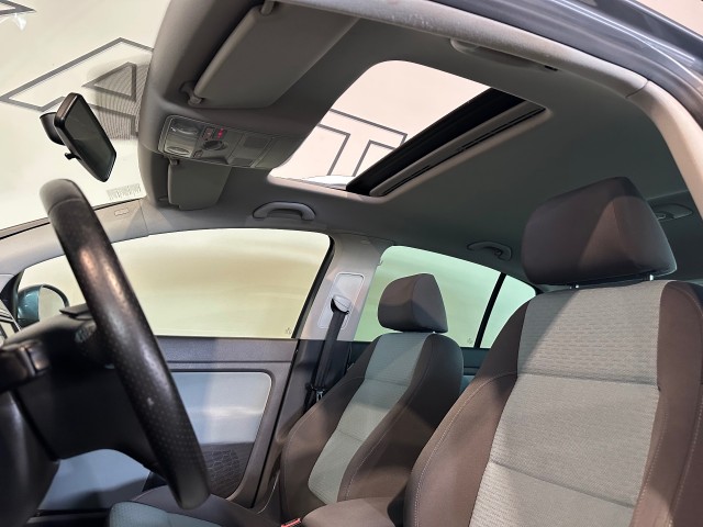 VOLKSWAGEN GOLF PLUS 1.4 TSI COMFORTLINE l STOELVERW l TREKHAAK l PANORAMA l AUTOMAAT l , SK Autos, Emmen