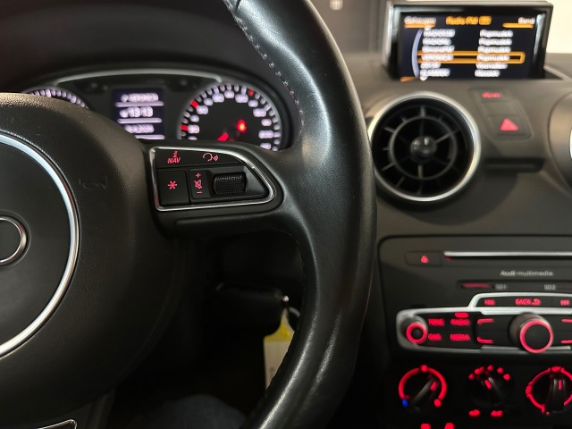 AUDI A1 1.0 TFSI ADRENALIN l NAP l 5DRS l CRUISE l BLUETOOTH l AIRCO l , SK Autos, Emmen
